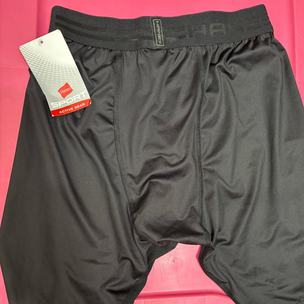 NWT men’s hanes black shorts size M - Picture 5 of 6